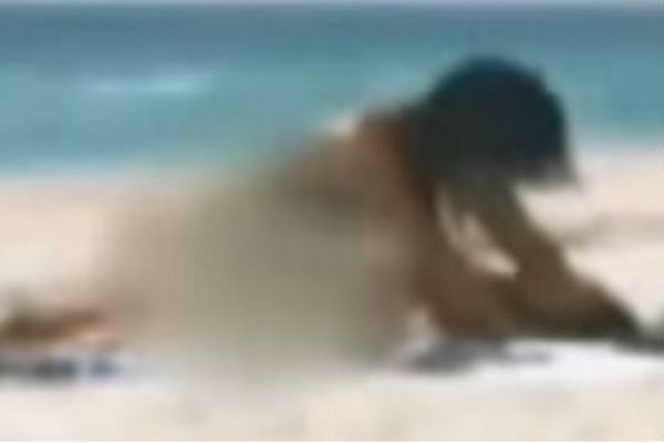 Condena de 2,5 a?os de cárcel por tener sexo en playa de EE.UU.