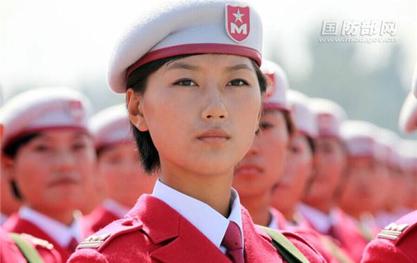 Soldadas chinas: las más bellas en los desfiles militares