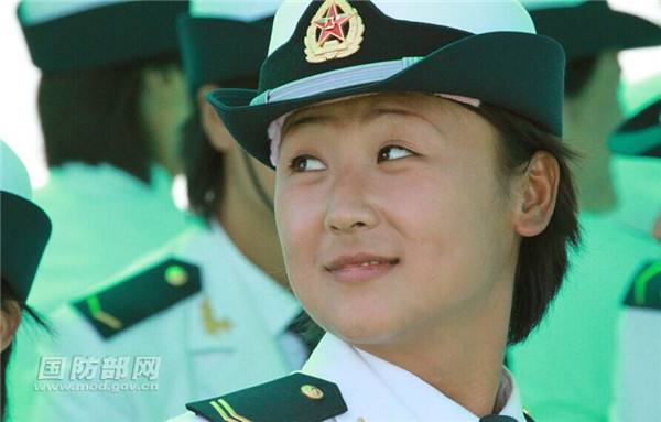 Soldadas chinas: las más bellas en los desfiles militares