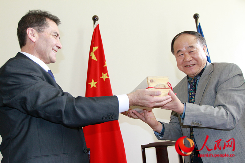“Chile será la plataforma para llevar la obra de Mo Yan por todos los países de habla hispana”, aseguró Juan Carlos Ramírez, presidente del Centro Cultural y Artístico China-Chile. (Foto: YAC)