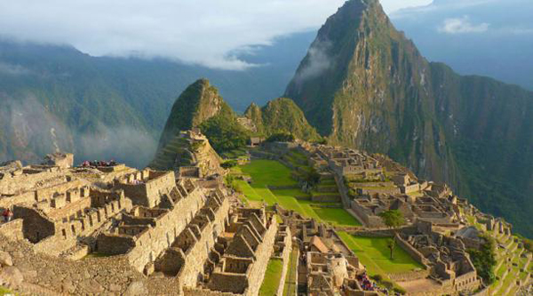 Descubren dos nuevas pinturas rupestres en el Machu Picchu