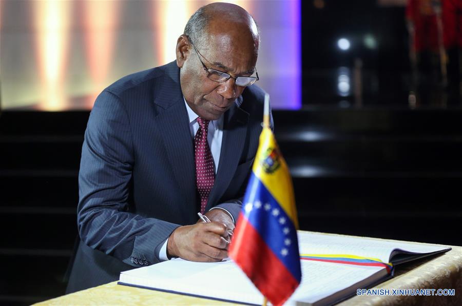 Instalan Asamblea Nacional Constituyente en Venezuela