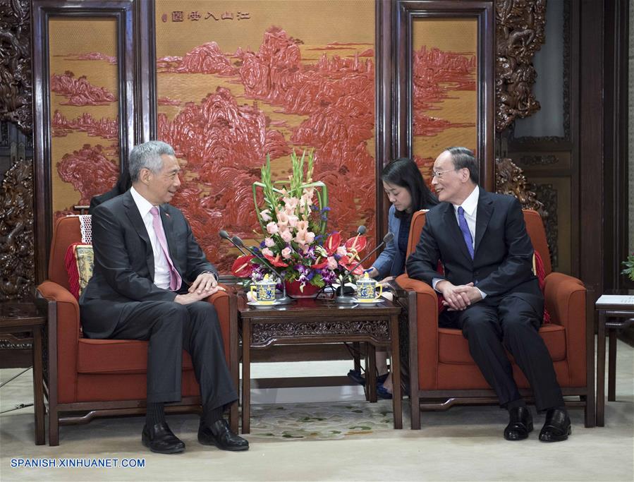 Presidente chino se reúne con primer ministro de Singapur