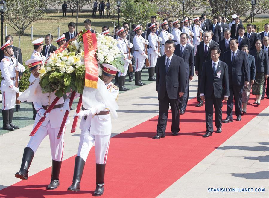 Xi aboga por una mayor cooperación China-Laos en bienestar público