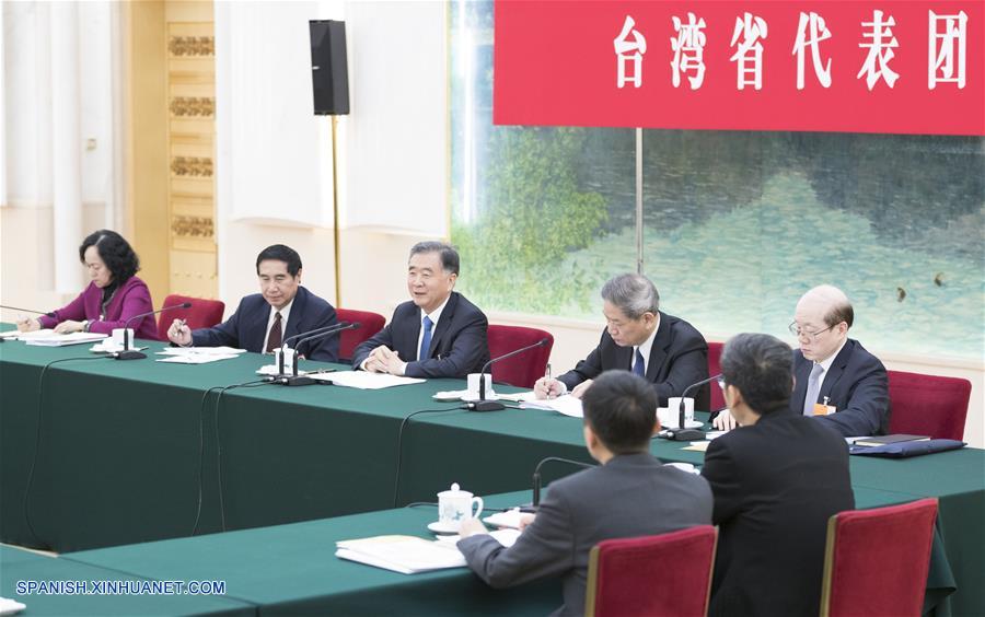 Líderes chinos se unen a legisladores nacionales en deliberaciones de panel