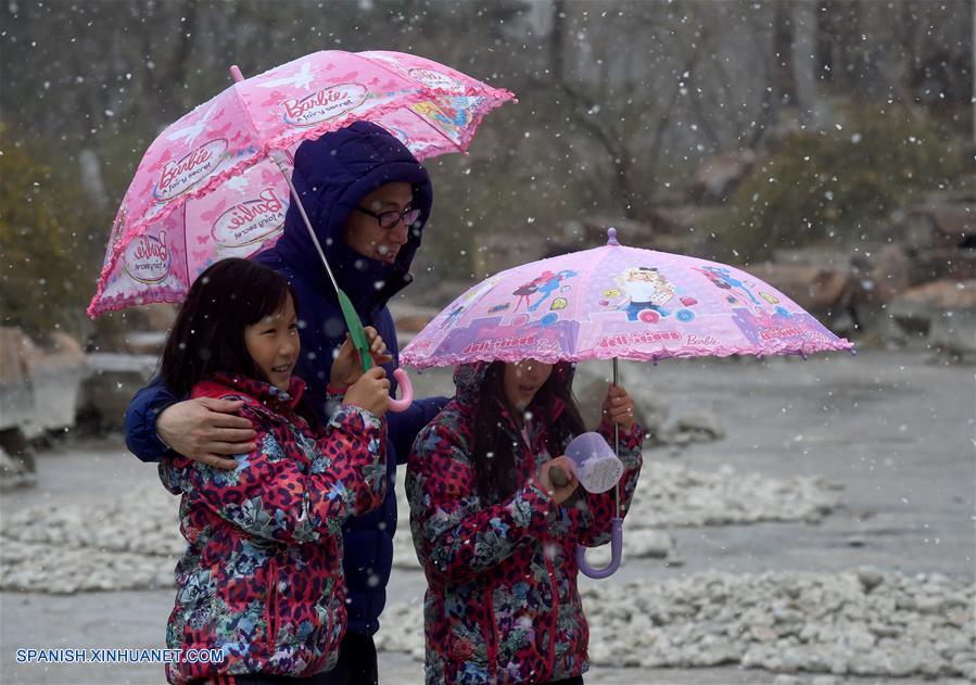 Nieve interrumpe período de sequía más prolongado de Beijing en décadas