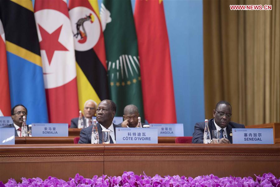 Xi avanza que China implementará ocho grandes iniciativas relacionadas con países africanos