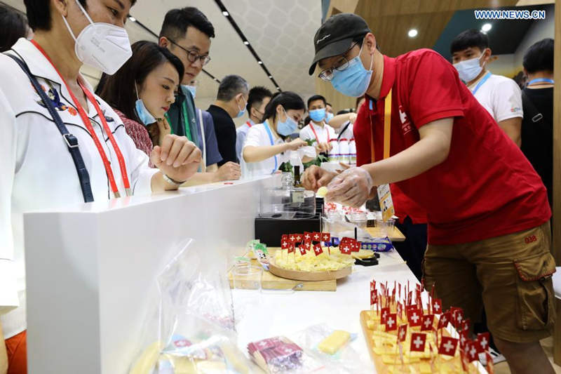 Exposición Internacional de Consumo de China debuta como referente mundial