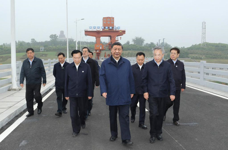 Xi convoca simposio sobre desarrollo de seguimiento de megaproyecto de trasvase de agua en China