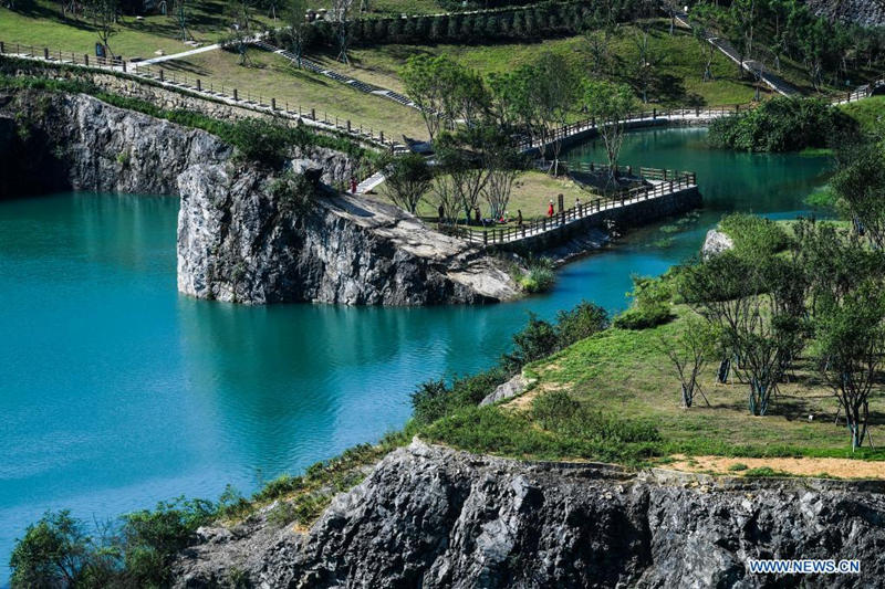 Antigua zona de exploración minera es transformada en fragante parque de monta?a