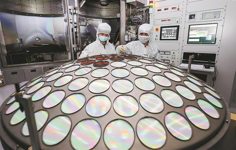 ?Qué gana Estados Unidos tratando de deprimir las cadenas globales de chips chinos?