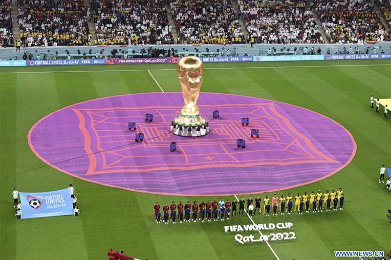 Valencia lanza a Ecuador a victoria de 2-0 sobre Qatar en partido inaugural de Copa Mundial