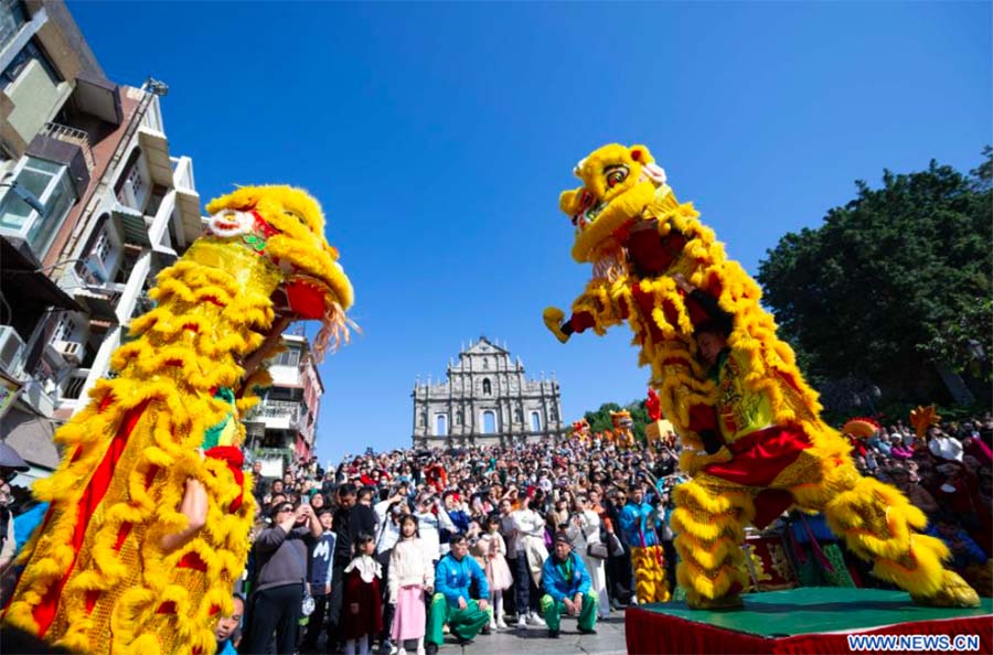 Presentaciones turísticas se llevan a cabo en las Ruinas de San Pablo en Macao