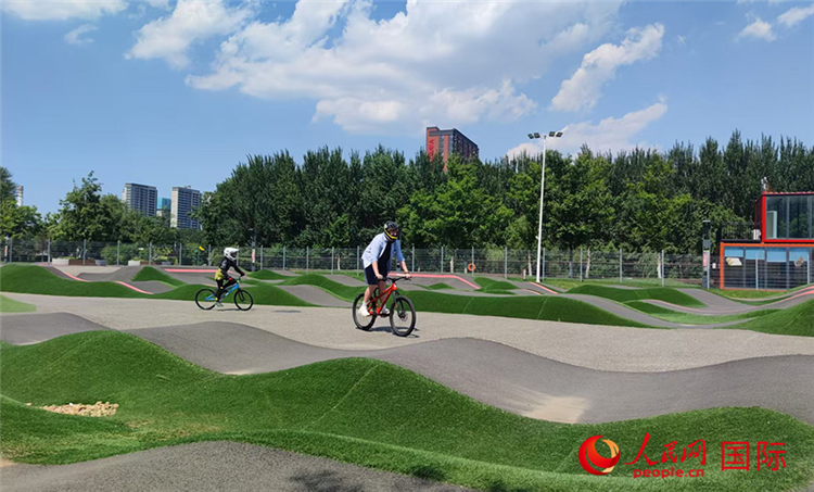 Parque Internacional de Pump Track de Shenyang: Nueva Tarjeta Deportiva de la Ciudad