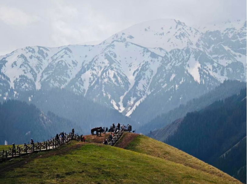 Lugar escénico de Guozigou en el distrito de Huocheng, región autónoma uygur de Xinjiang, noroeste de China, el 1 de mayo de 2025. (Xinhua/Jia Zhao)