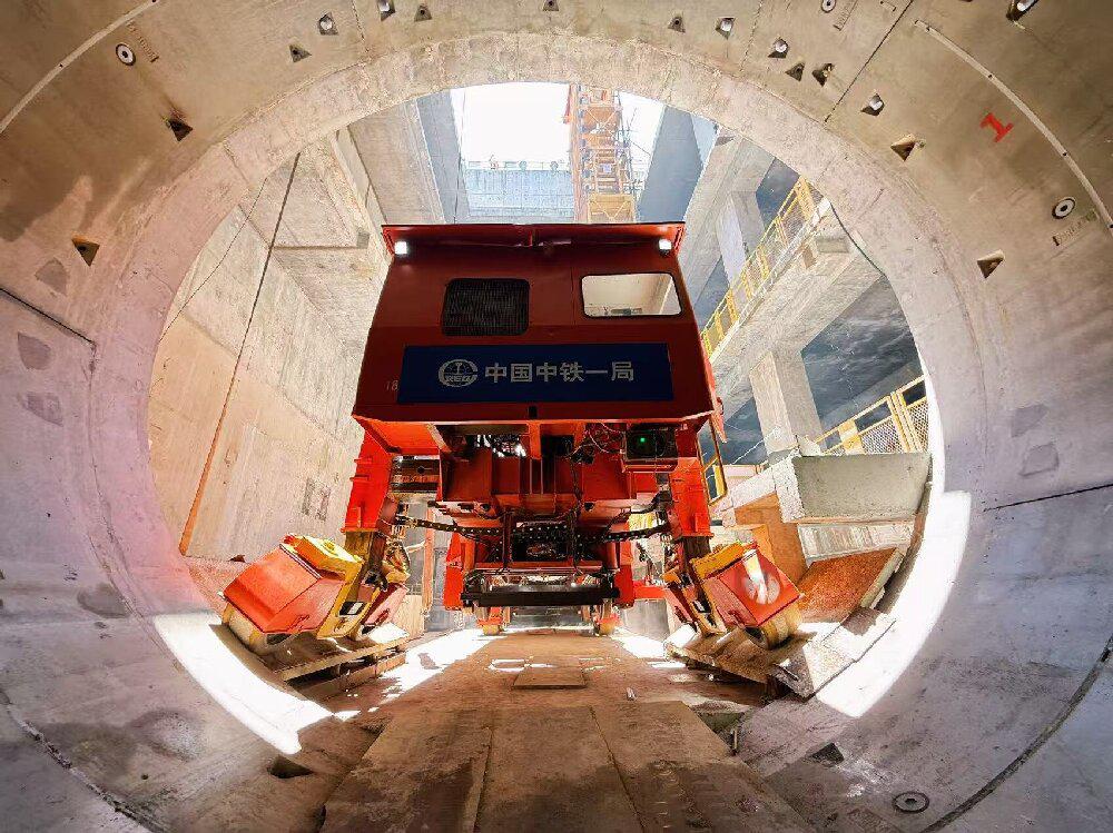 Shanghai inicia las obras de tendido de vías para la primera línea de metro que cruzará el río Yangtse