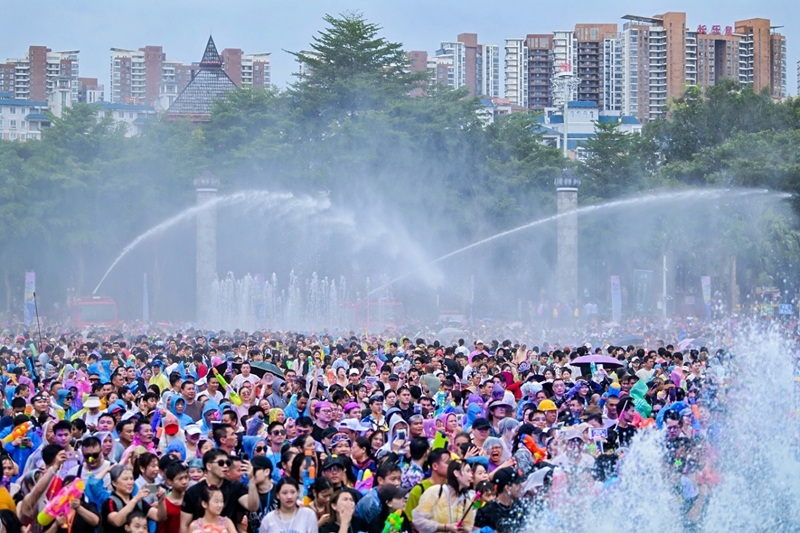 Festival de Aguas Termales de las Siete Hadas en Hainan impulsa el turismo cultural